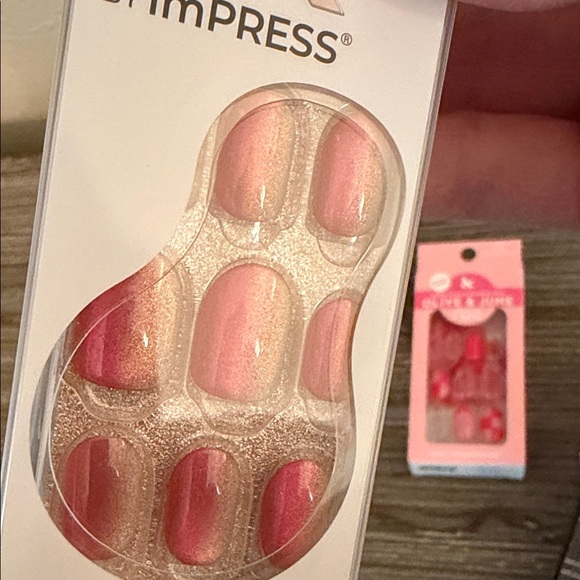 imPRESS Press-On Nails - Pink and Red Collection - Picture 14 of 14
